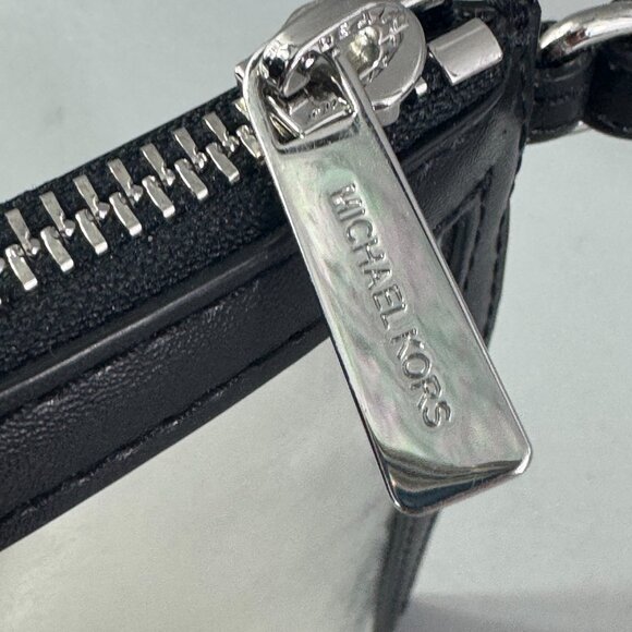Michael Kors Outlet Jet Set Travel Large Clear Vinyl Wristlet in Black - Picture 9 of 15